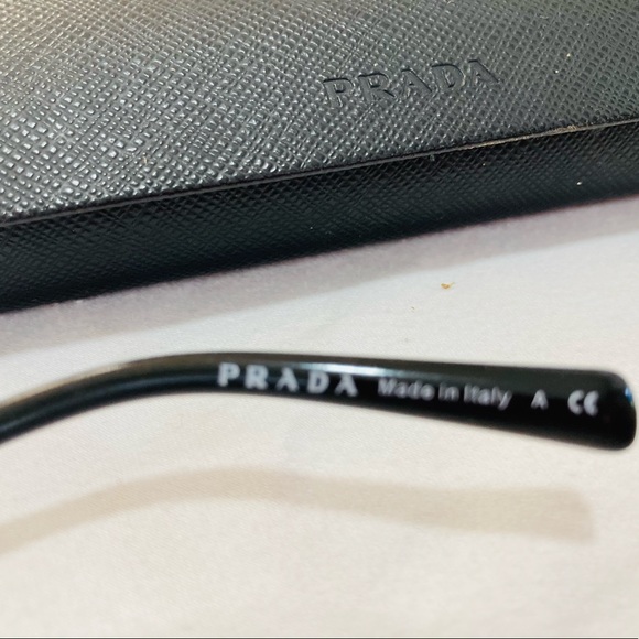 PRADA Glasses No prescription. Perfect for a job interview Look. - Picture 4 of 11